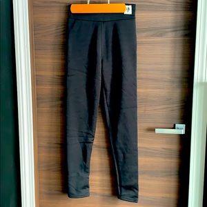 NWOT Fleece lined Black leggings